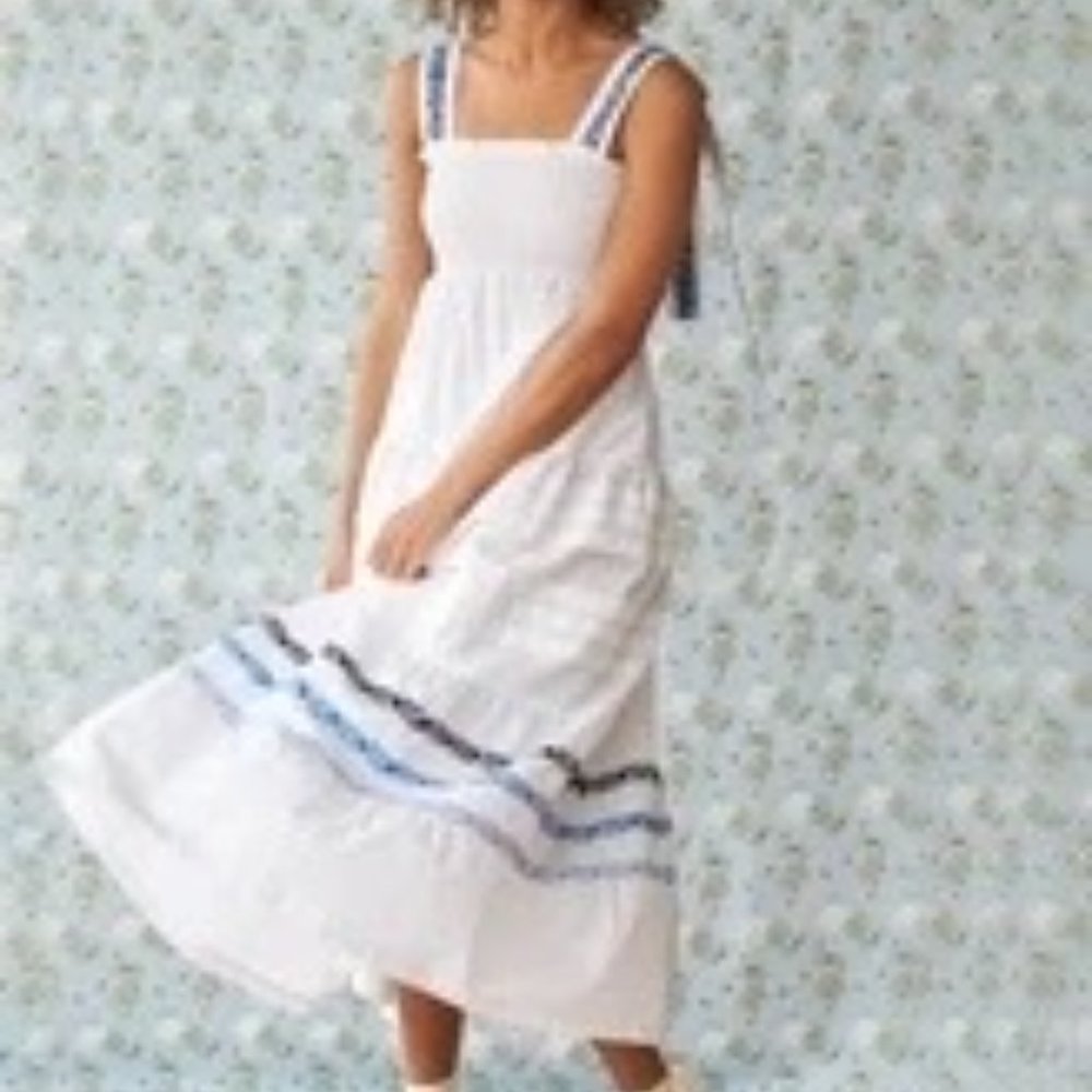 Valeria Blanca Jardin de Azul